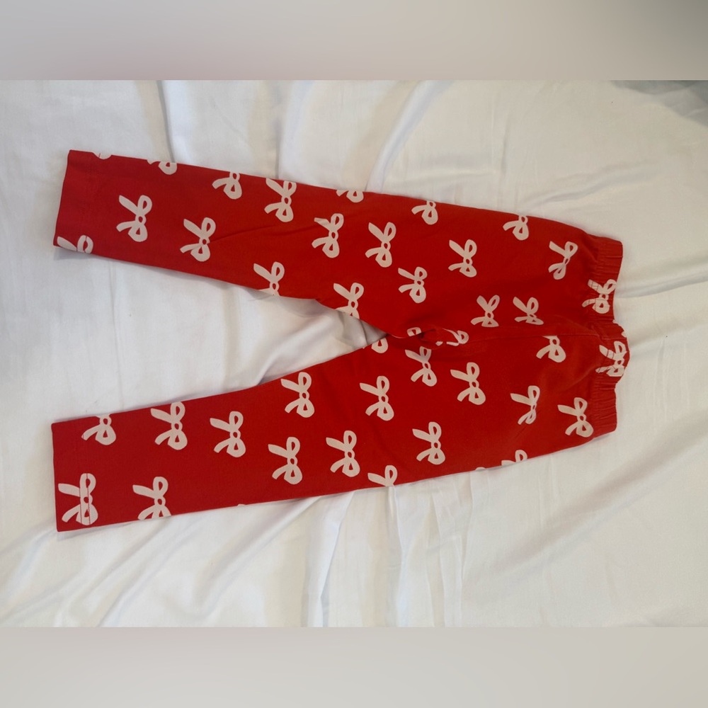 Hanna Andersson Red Leggings with Bow Pattern - Picture 2 of 3